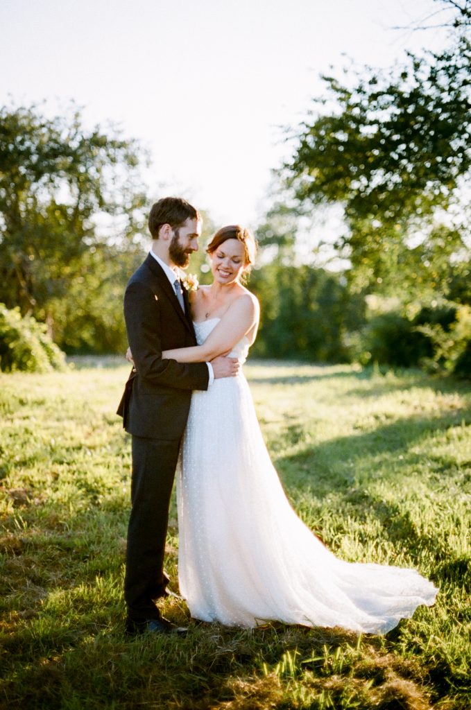 Fotógrafo de boda con FOTOGRAFÍA DE BODA EN ANALÓGICO