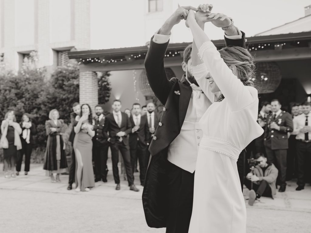 Boda Iglesia de Nuestra Señora del Carmen (Carmelitas Descalzos) + FINCA LOS JAZMINES by Cándido y Alcazar de SEGOVIA